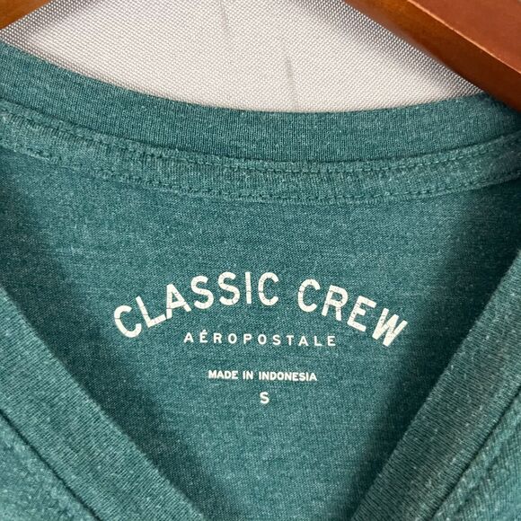 Aeropostale T-Shirt Womens Small Green NYC Big Spell Out‎ Raised Letter Classic - Picture 3 of 5